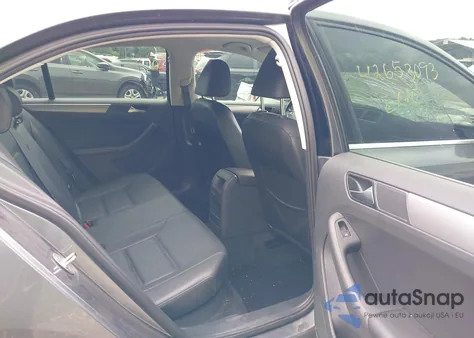 2017 Volkswagen Jetta 1.4T Se z USA, uszkodzony, nr VIN 3VWB67AJ5HM317057